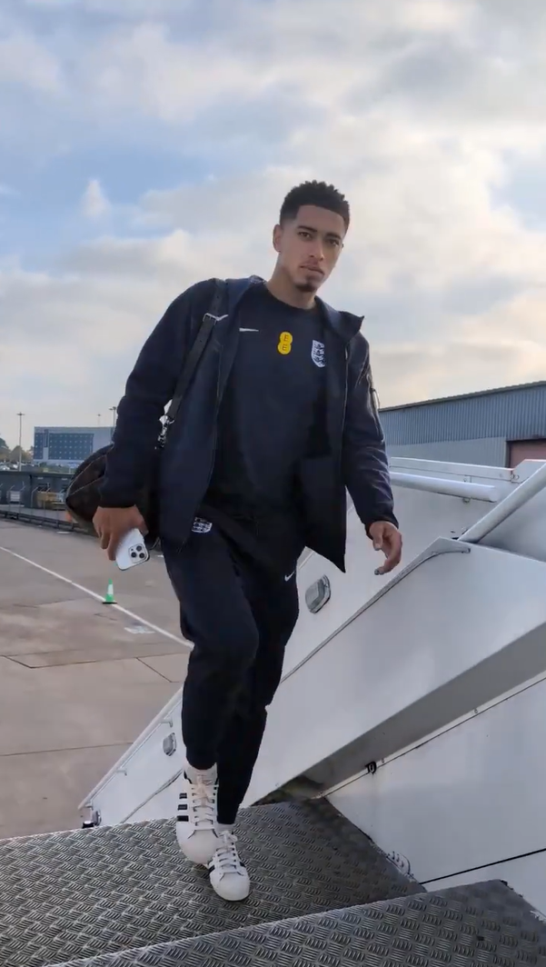 欧国联赛明星球员因伤退出，团队备战困难