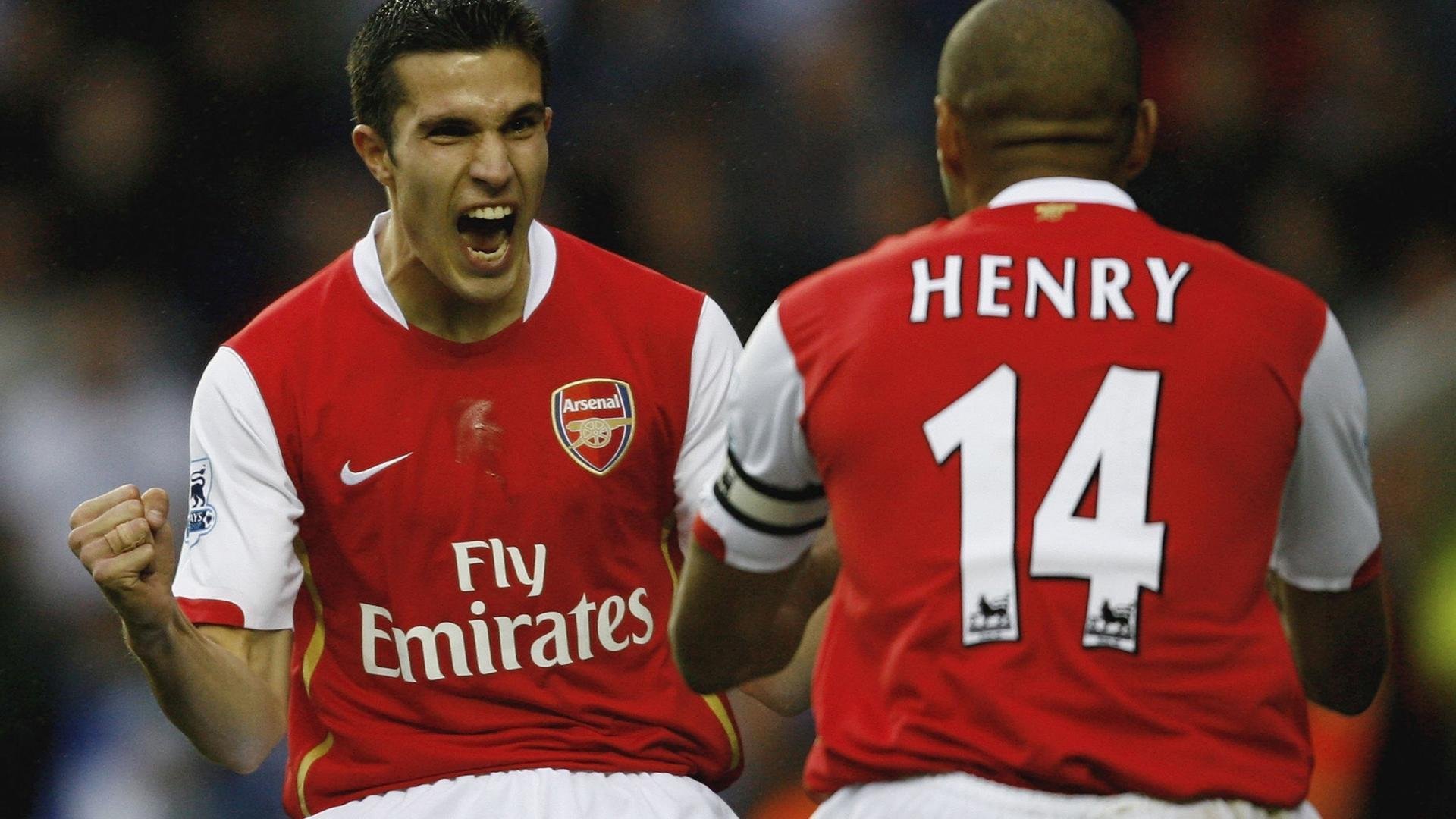 冰火交织的赛场，中国队绝杀日本队，安赛龙扛起全队的背后